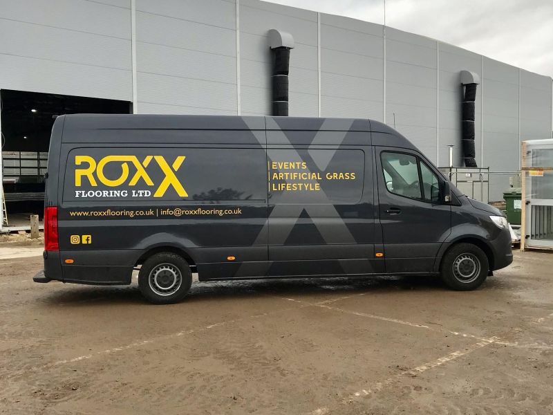 ROXX FLOORING VAN
